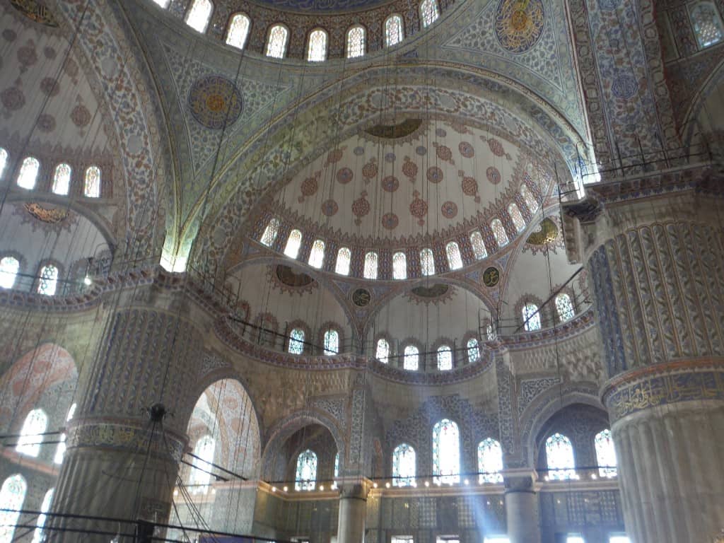 3 day Istanbul itinerary , Inside the Blue Mosque