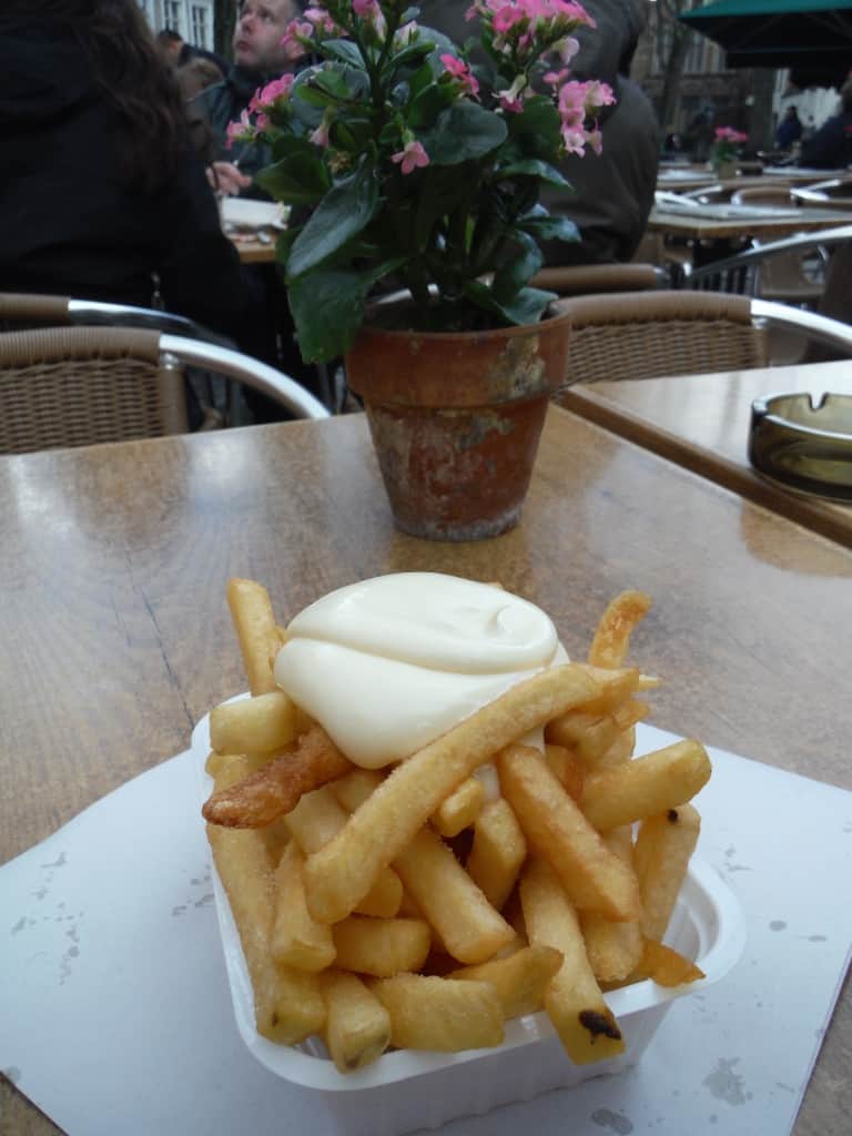 The Wandering Quinn Travel Blog Belgium Fries and Mayo | weekend in Belgium