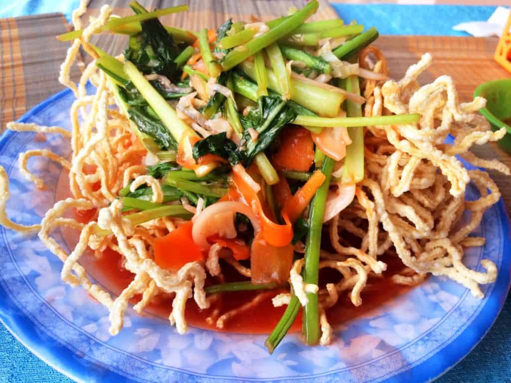 vegetarian in South East Asia Fried Noodles Vietnam