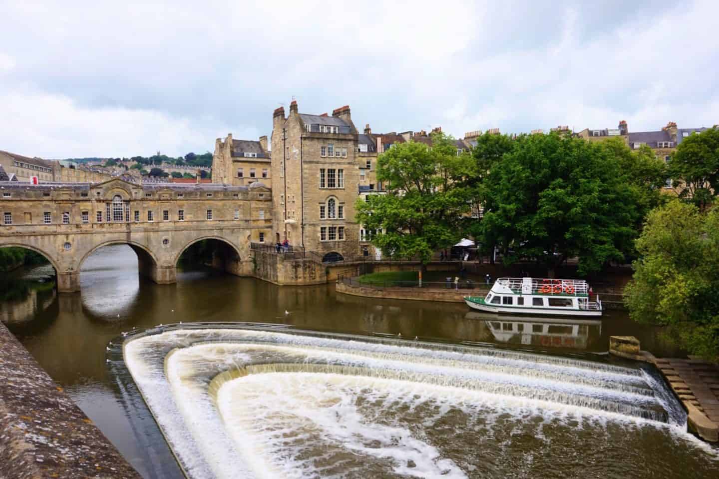 Day trip to Stonehenge and Bath from London
