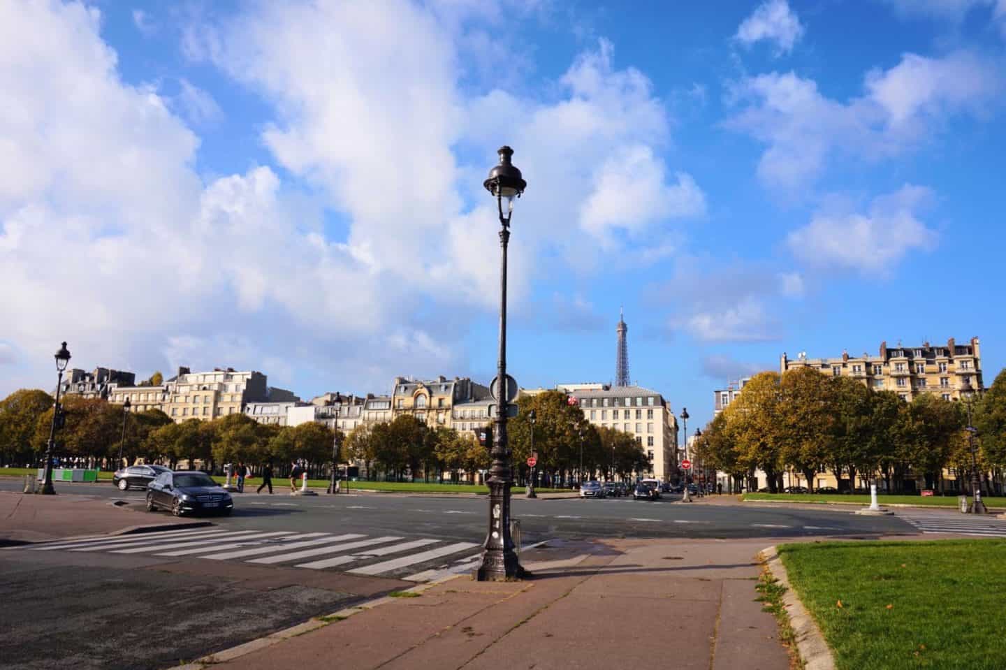 Walk Gare du Nord to Eiffel Tower
