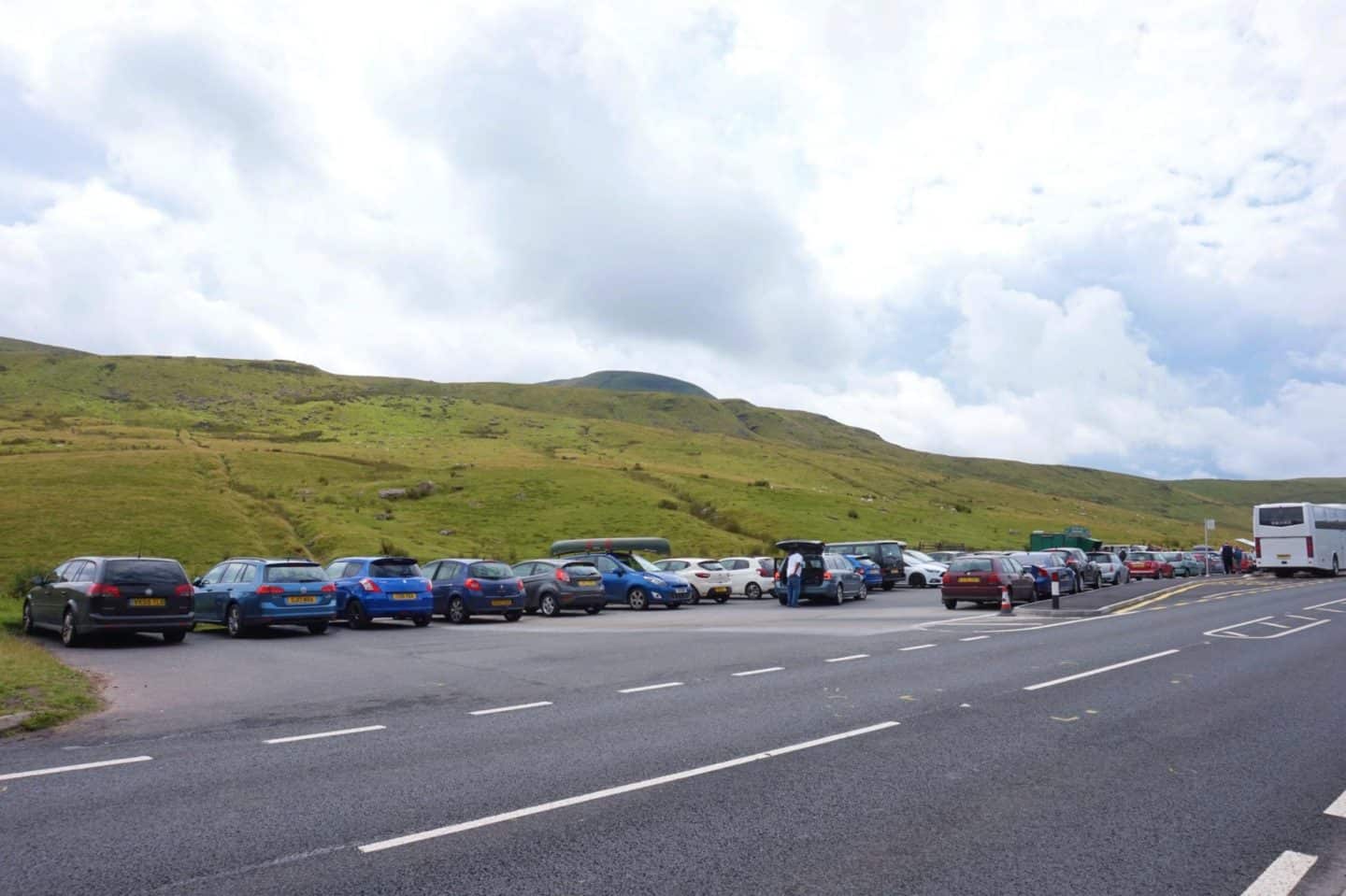 The Wandering Quinn Travel Blog Pen Y Fan Walk