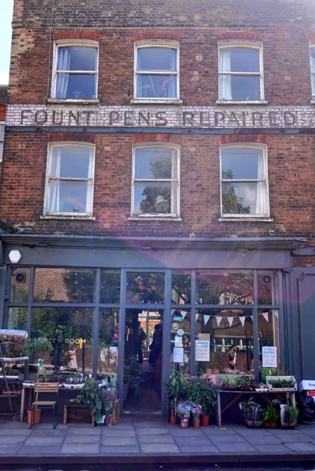 The Wandering Quinn Travel Blog things to do in Stoke Newington