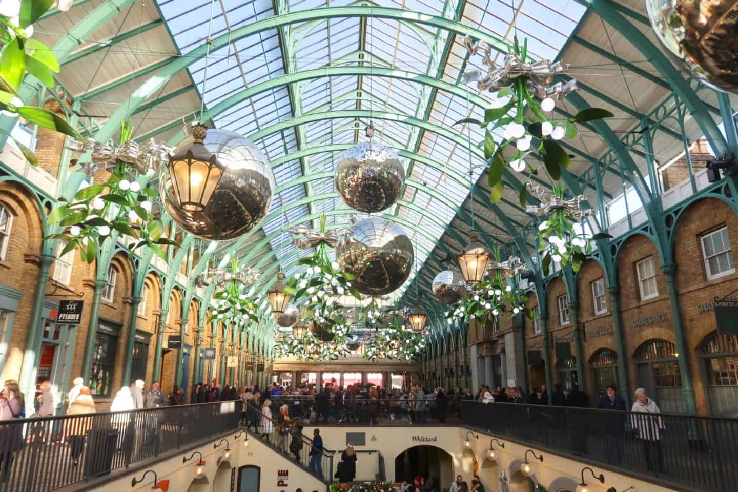 Christmas London Guide Walk covent garden