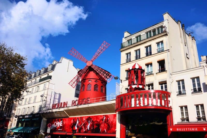 Paris Bucket List, Moulin Rouge