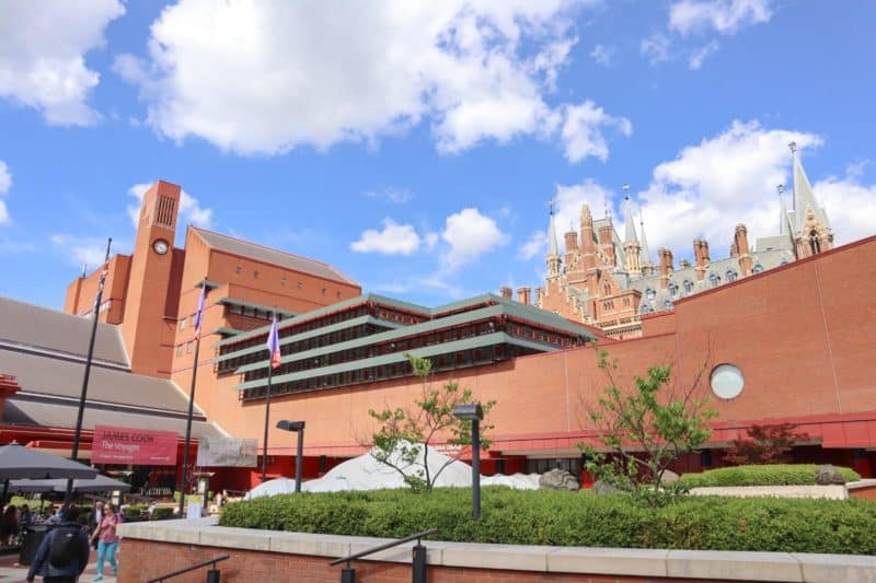 things to do near Kings Cross, British Library!