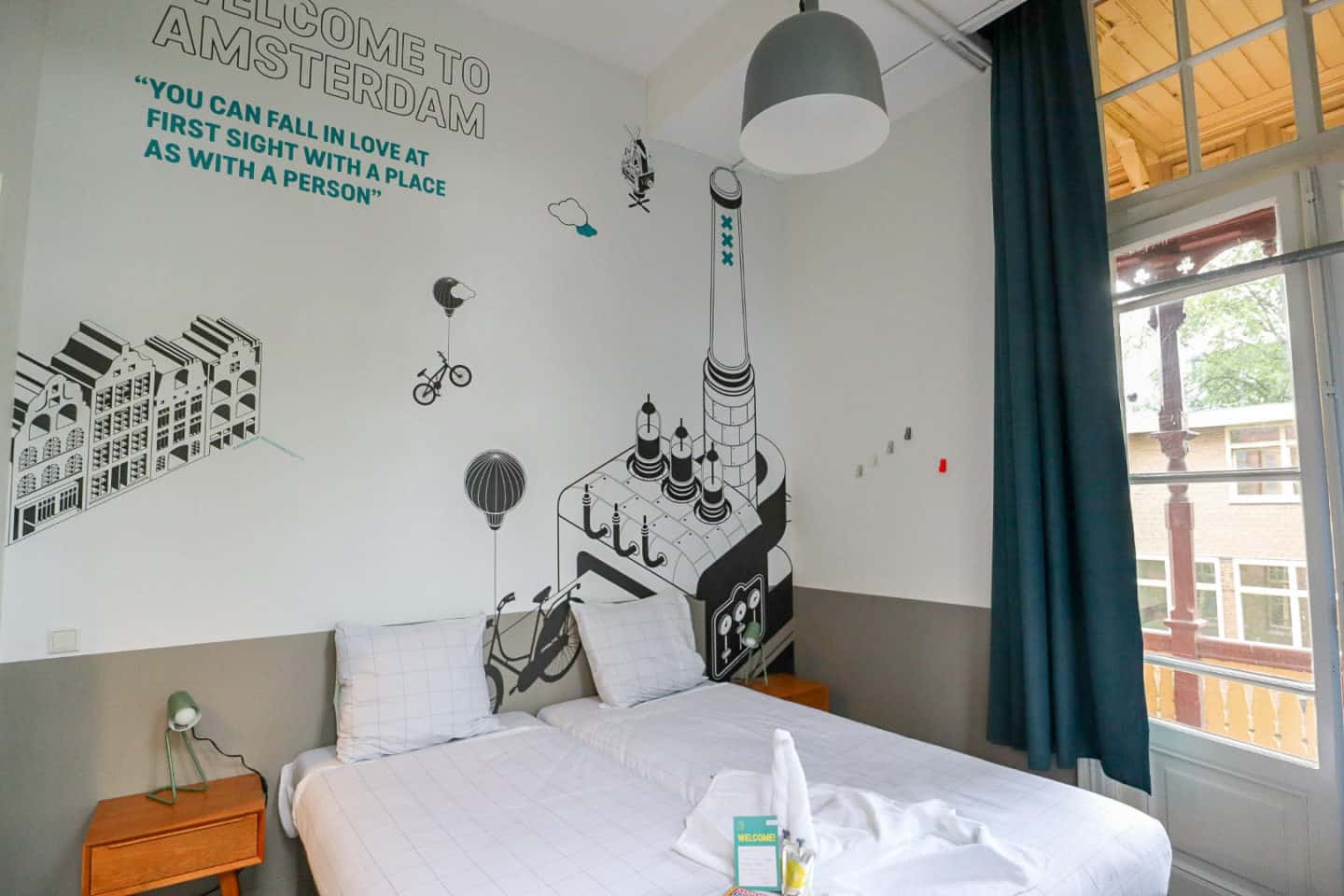 The Wandering Quinn Travel Blog Stayokay Amsterdam Vondelpark Review, twin room