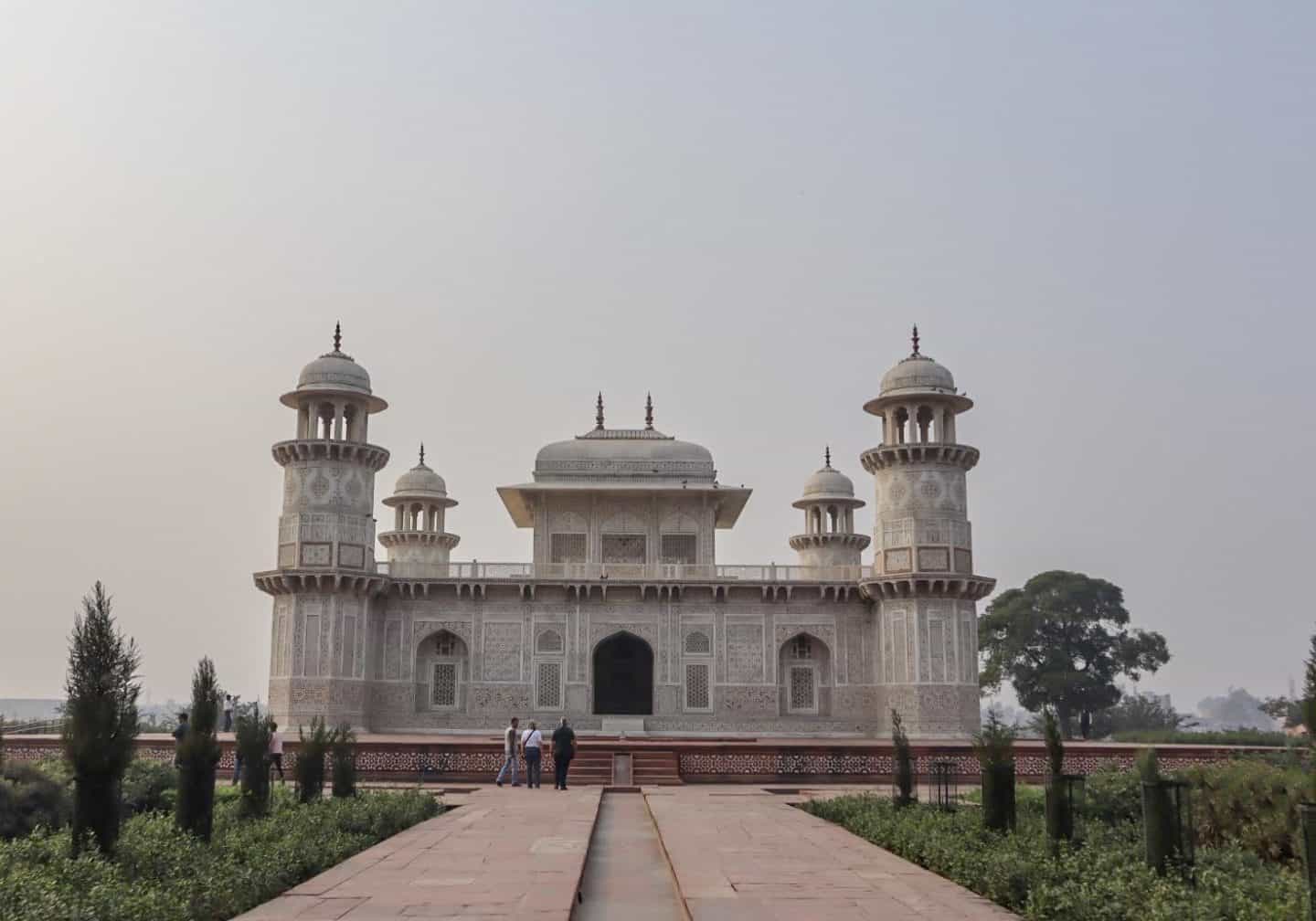 The Wandering Quinn Travel Blog Tomb of I’timād-ud-Daulah Baby Taj