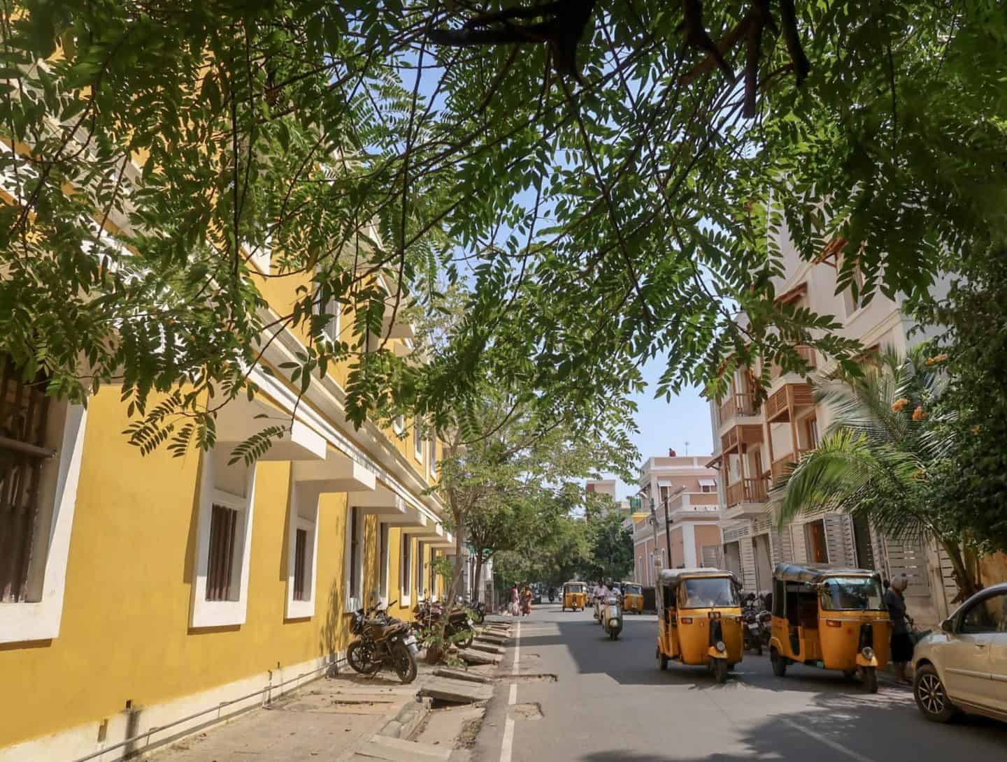 2 month India itinerary, yellow building and green streets of pondicherry 