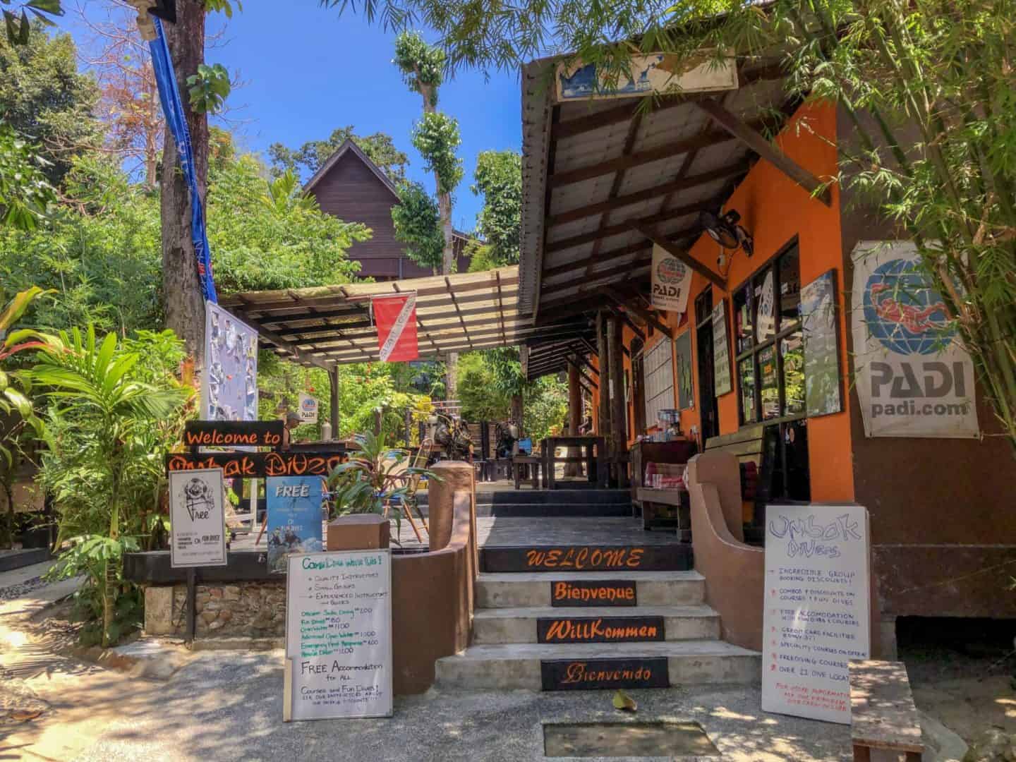 Perhentian Islands Accommodation, best dive schools perhentian islands ombak dive resort