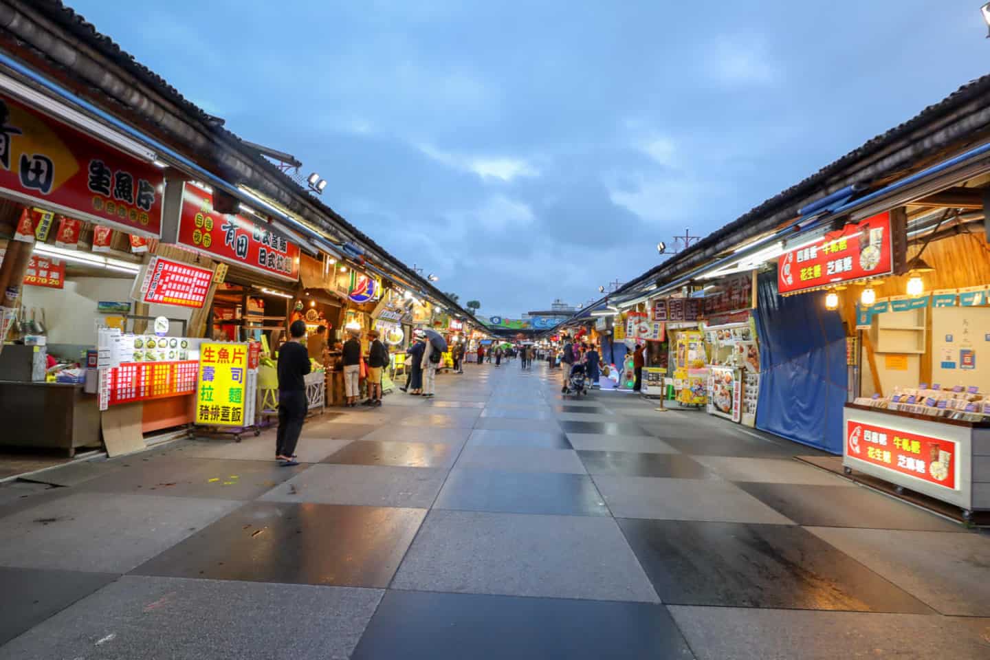 best places to visit in Taiwan, Hualien night market