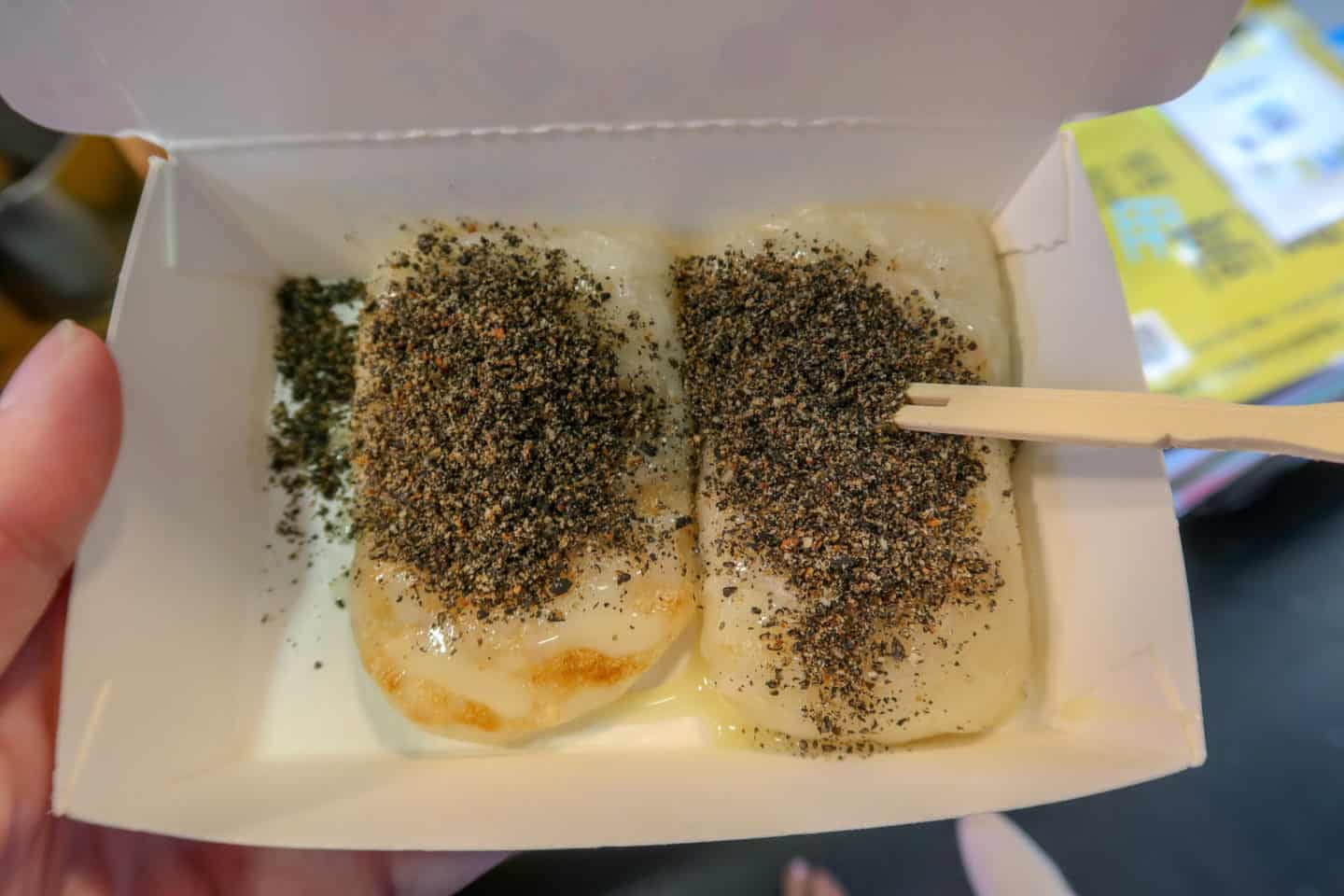 Kaohsiung Night Markets, sesame moche from Liohe night market
