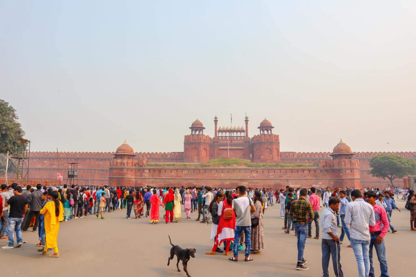 2 week India itinerary, red fort in Delhi with crowds of people