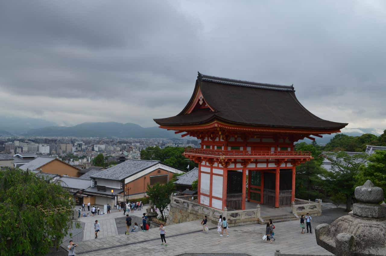 Kyoto Temple cloud weather | best places to travel in Asia in July and August