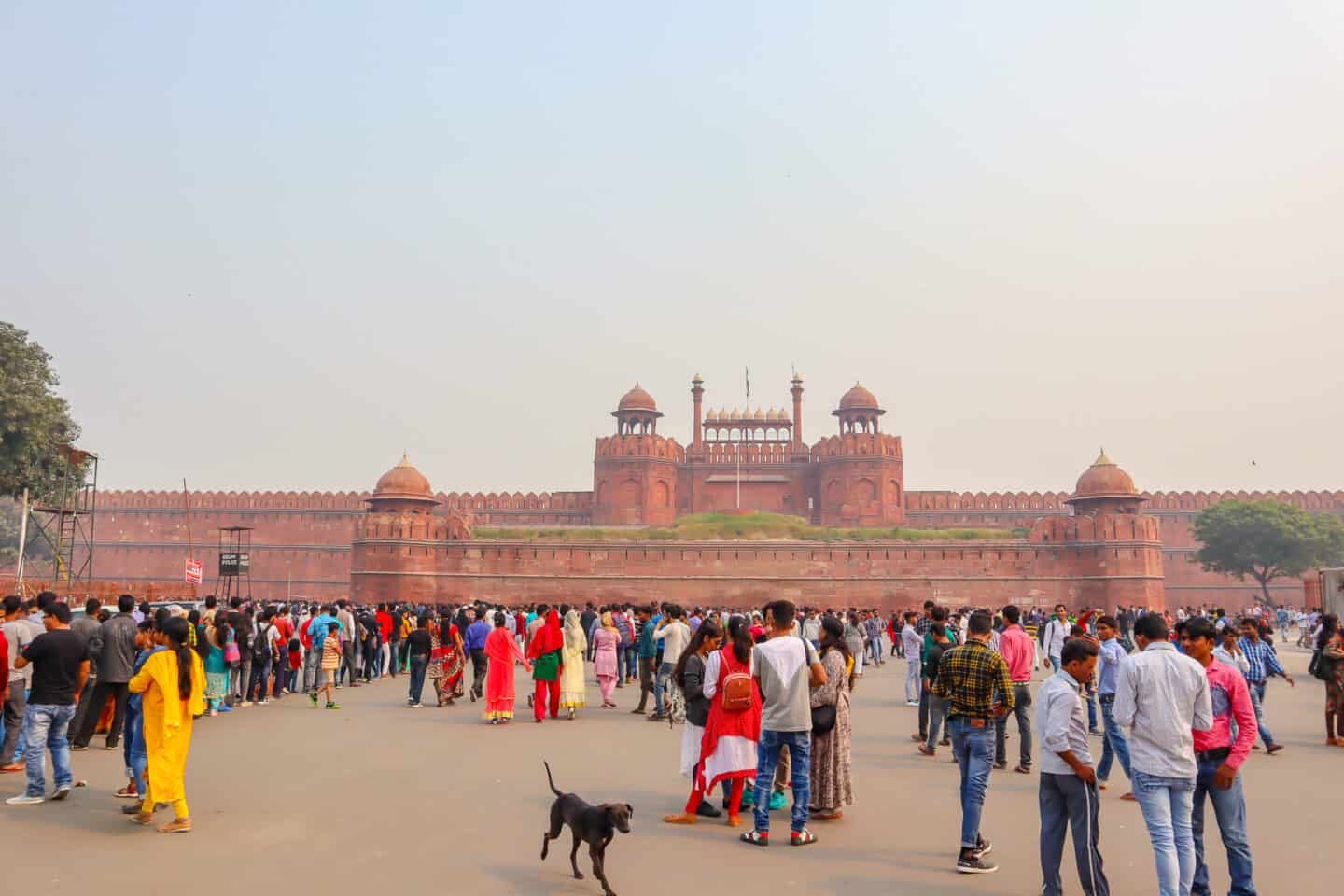 Delhi travel tips, Red Fort in Old Delhi with crowds