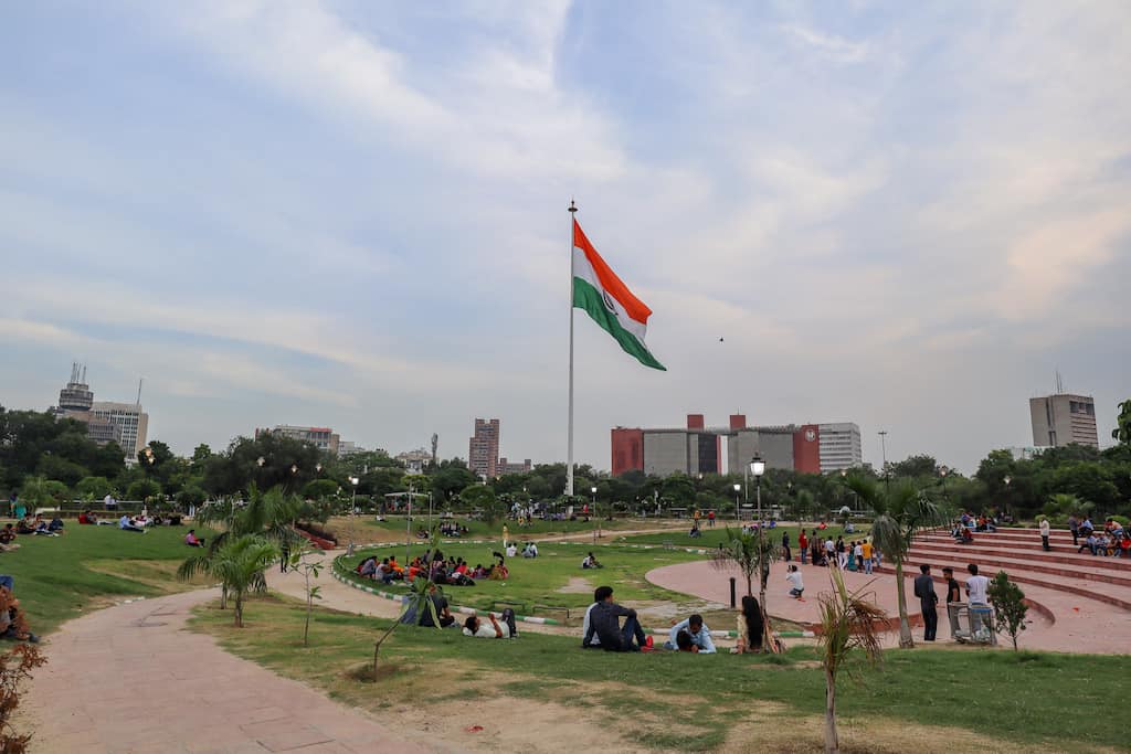 Delhi travel tips, Indian Flag in Connaught Place Park