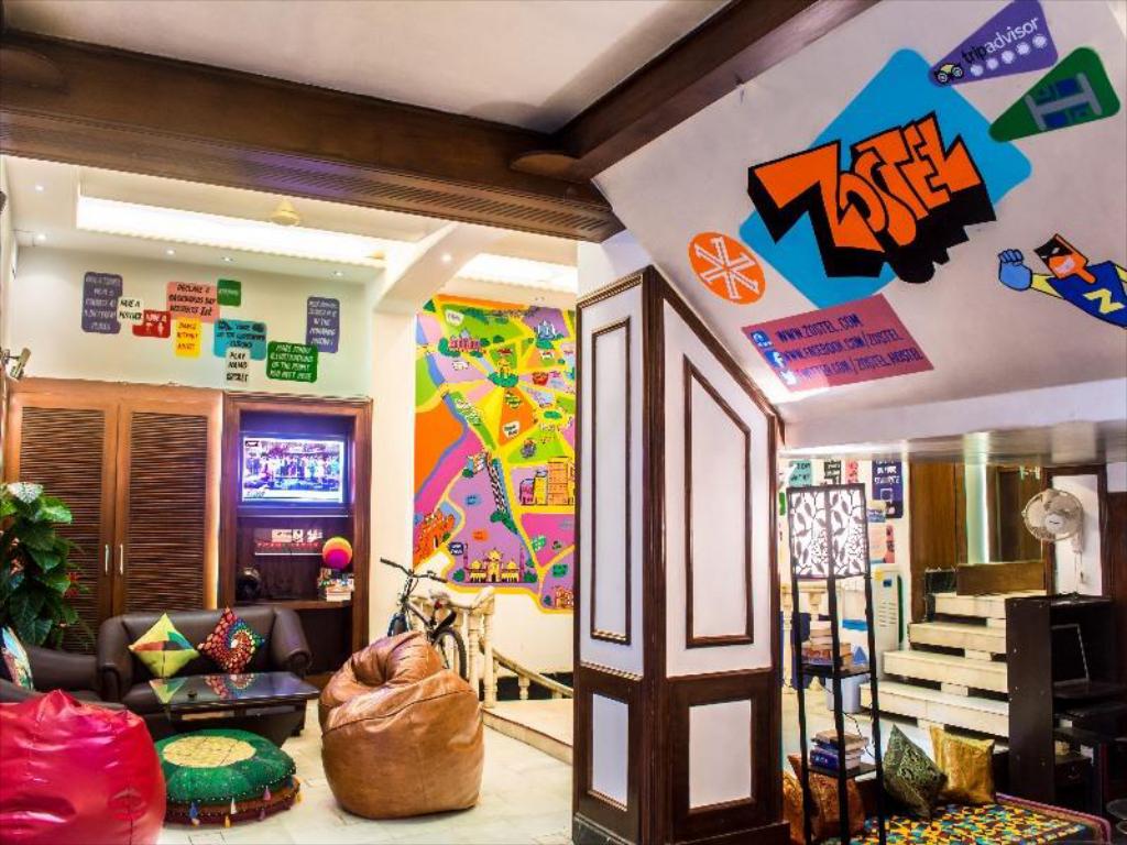 zostel hostel delhi reception area
