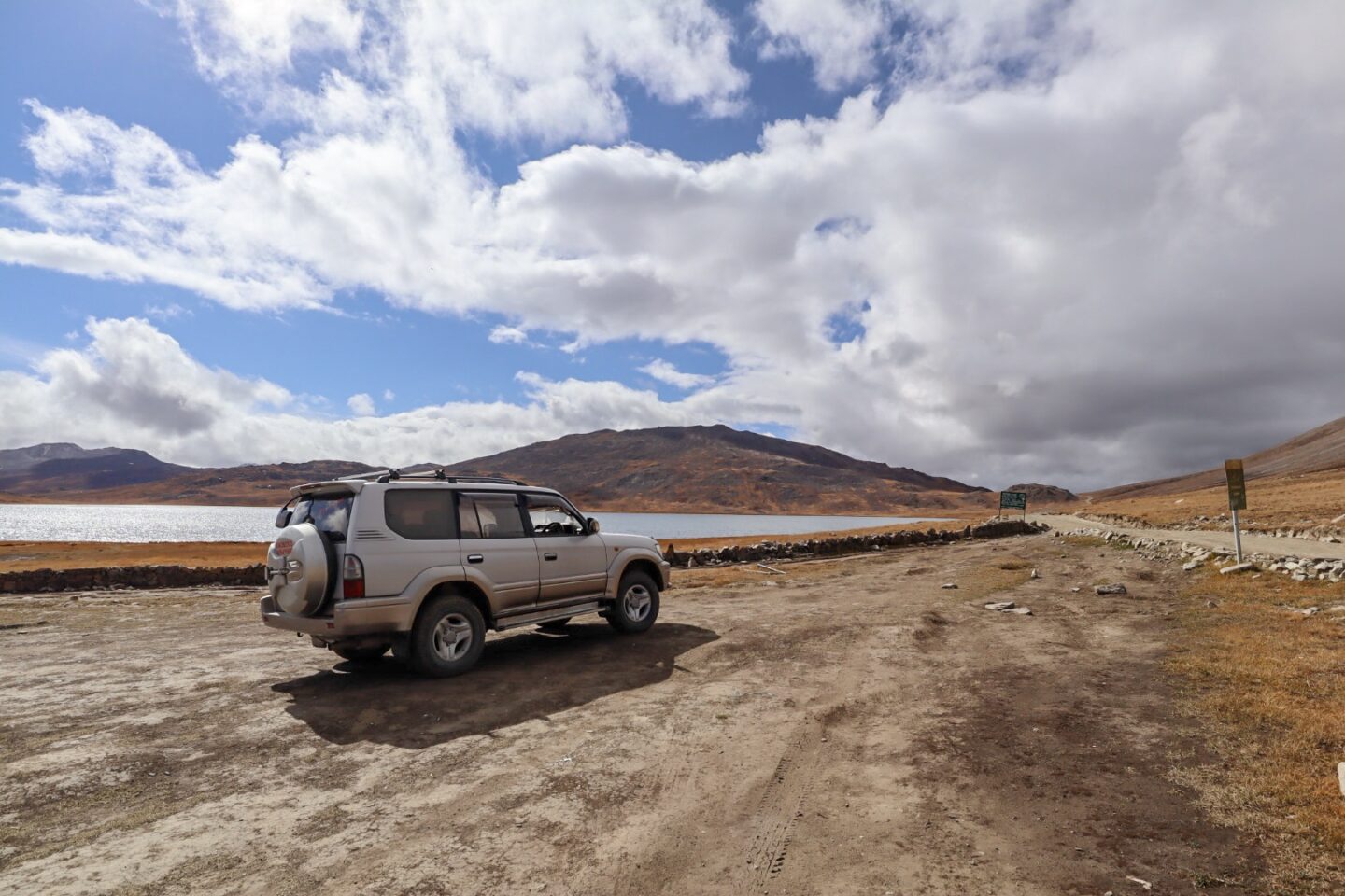 Pakistan travel advice, jeep hire Deosai National Park