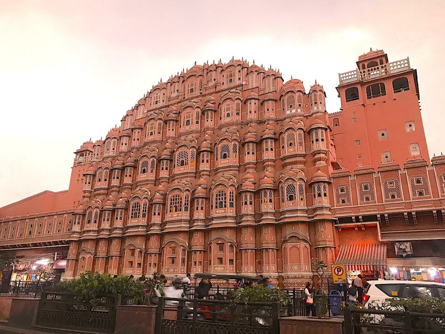 Jaipur Hawa Mahal | best places to travel in Asia December and January