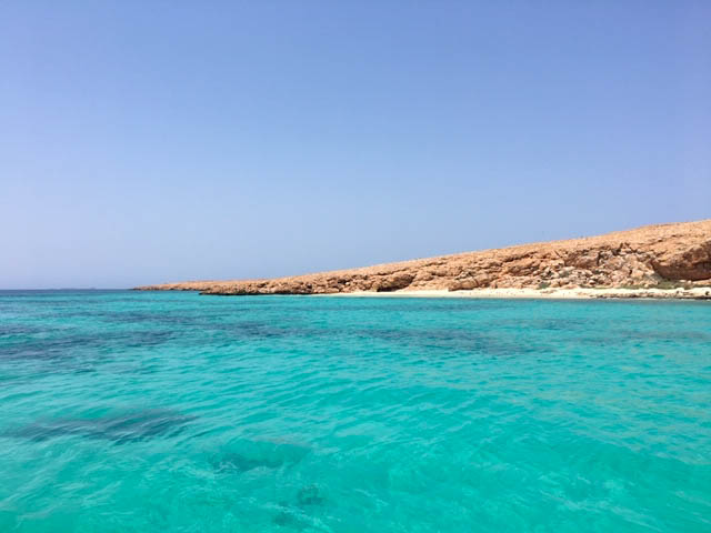 blue ocean Oman | best places to travel in Asia December and January