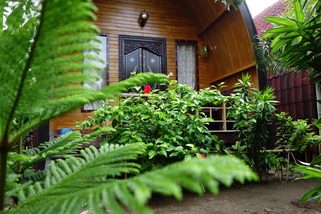 Where to stay in Gili Trawangan, Room at Banana Leaf Bungalow