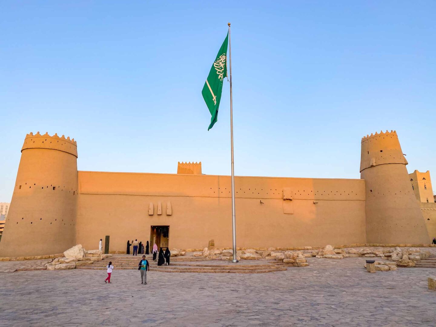 what to wear in Saudi Arabia, Masmak Fort