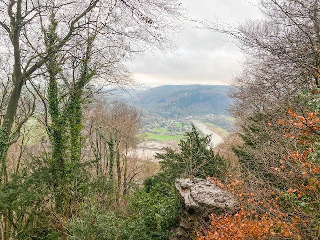The Wandering Quinn Travel Blog Wye Valley, Devils Pulpit View, Wales Road Trip