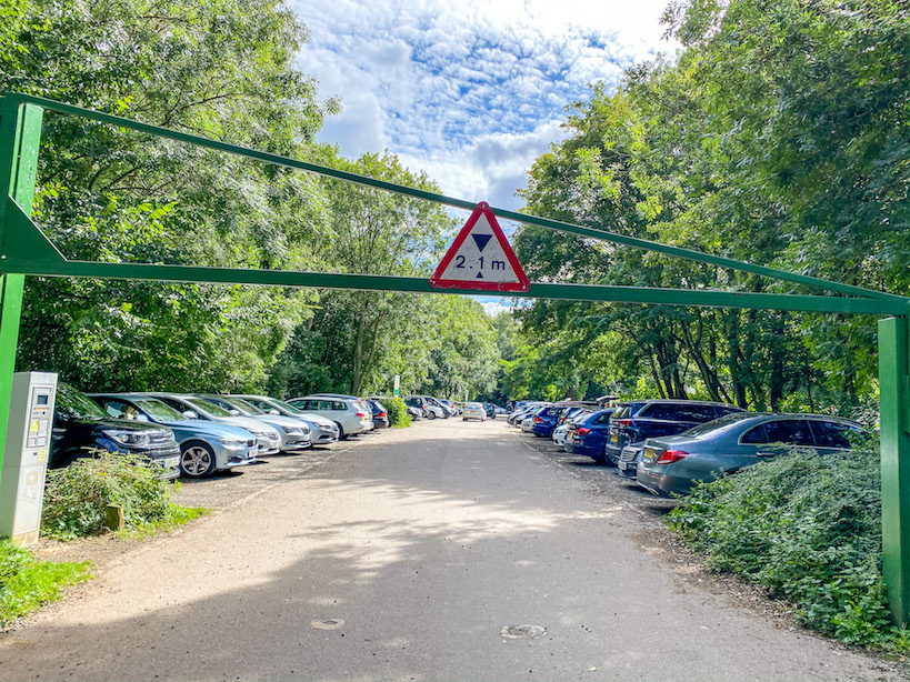 Daventry Country Park Parking