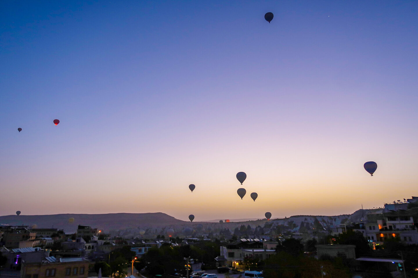 best time to visit Cappadocia, sunrise hot air balloons