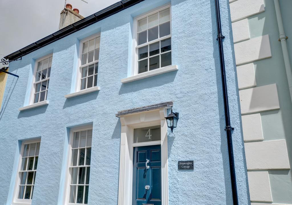 Shipwrights Cottage Tenby Blue Exterior