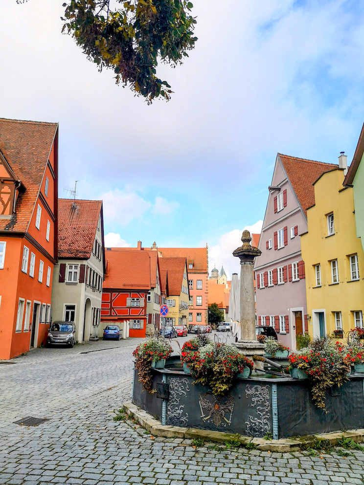 Places to visit in Bavaria, Coloured houses of Dinkelsbuhl old town