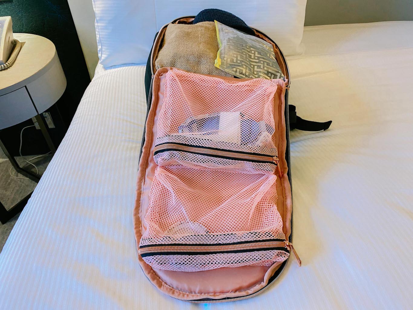 Travel Hack Backpack, Best Backpack for travelling women, Travel Hack Backpack inside pockets