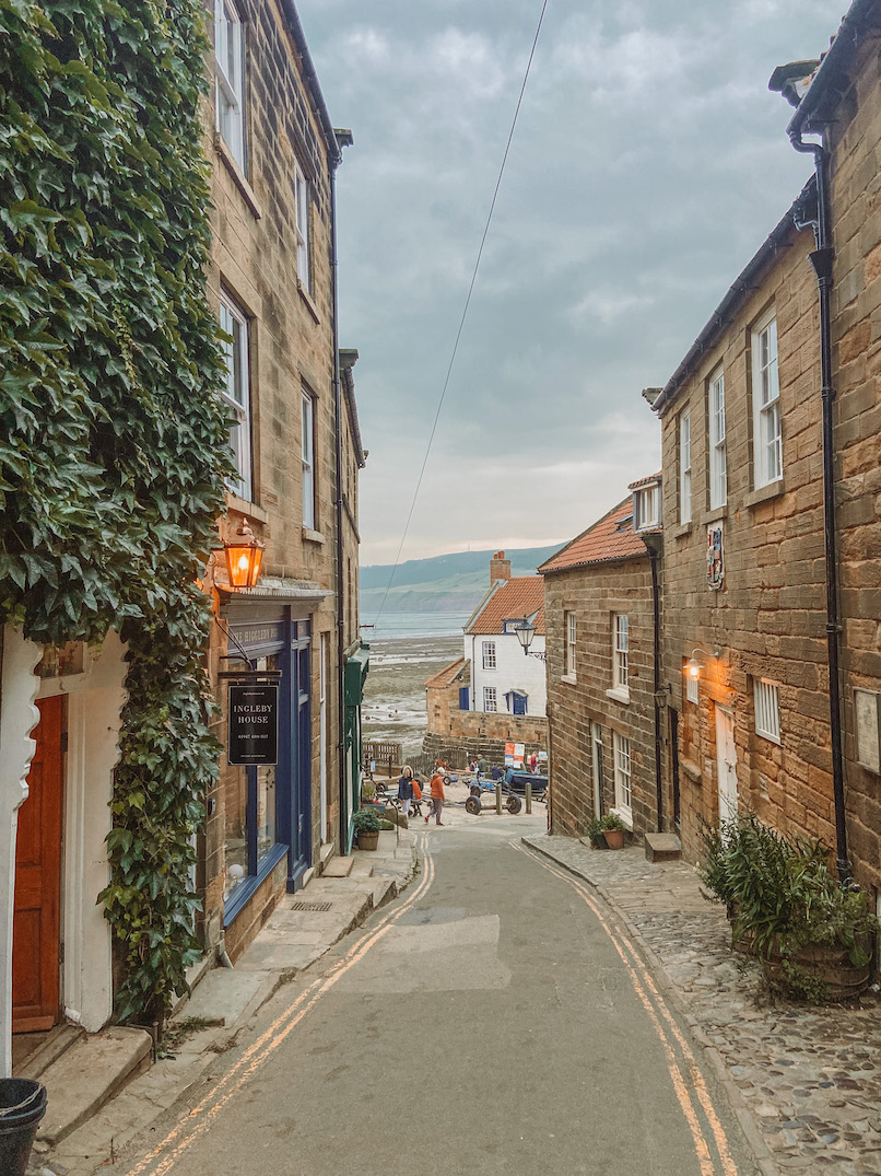 Things to do in Robin Hoods Bay, shops