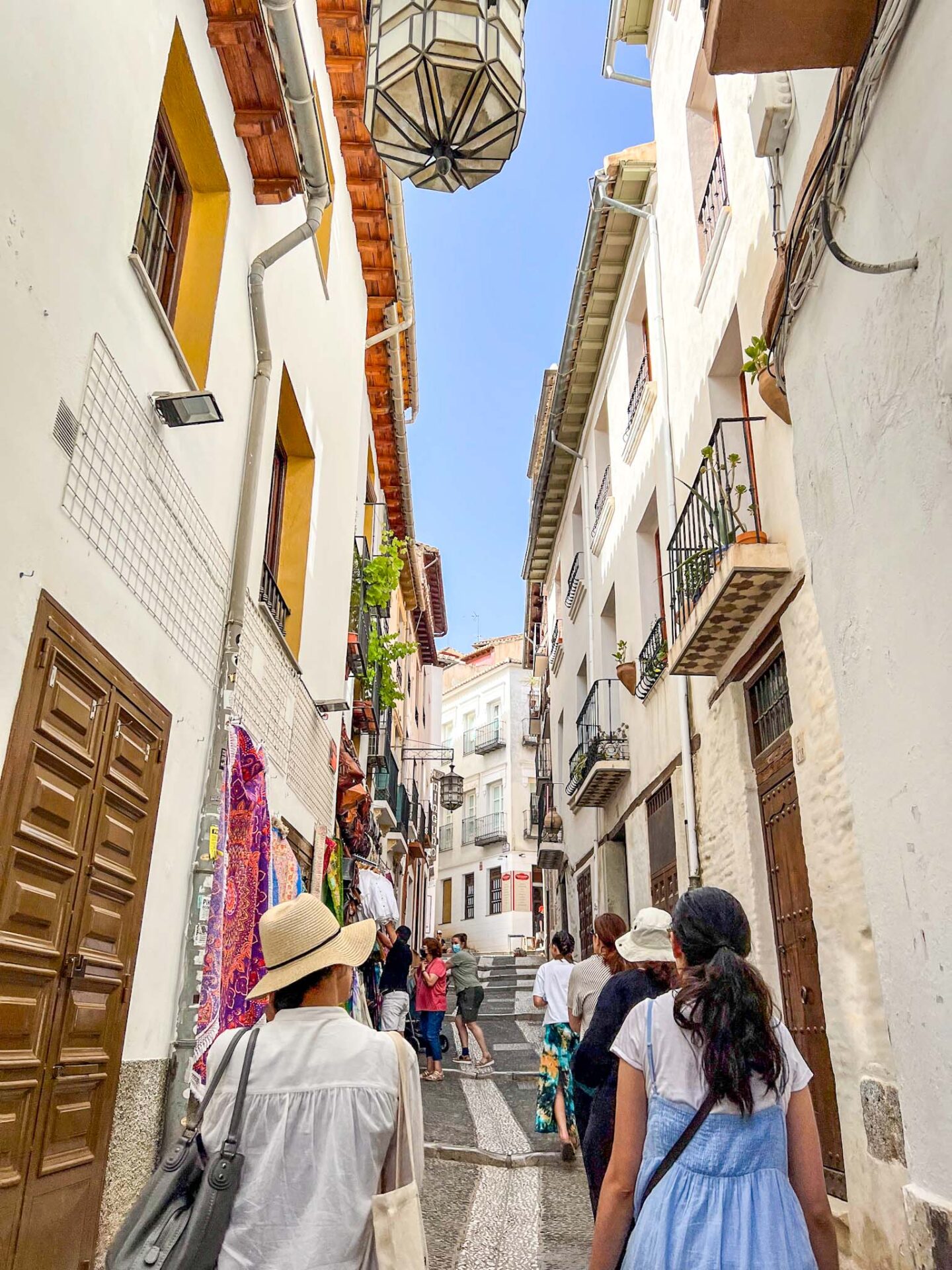 The Wandering Quinn Travel Blog Granada itinerary, One day in Granda, shopping street in Albaicin Granada 
