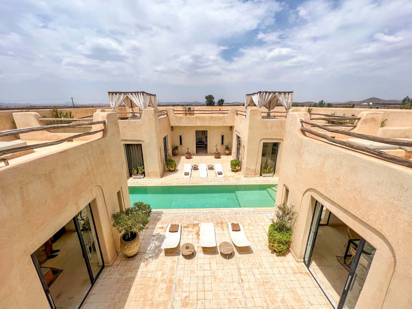 villa in Marrakech from above with pool and rooftop 