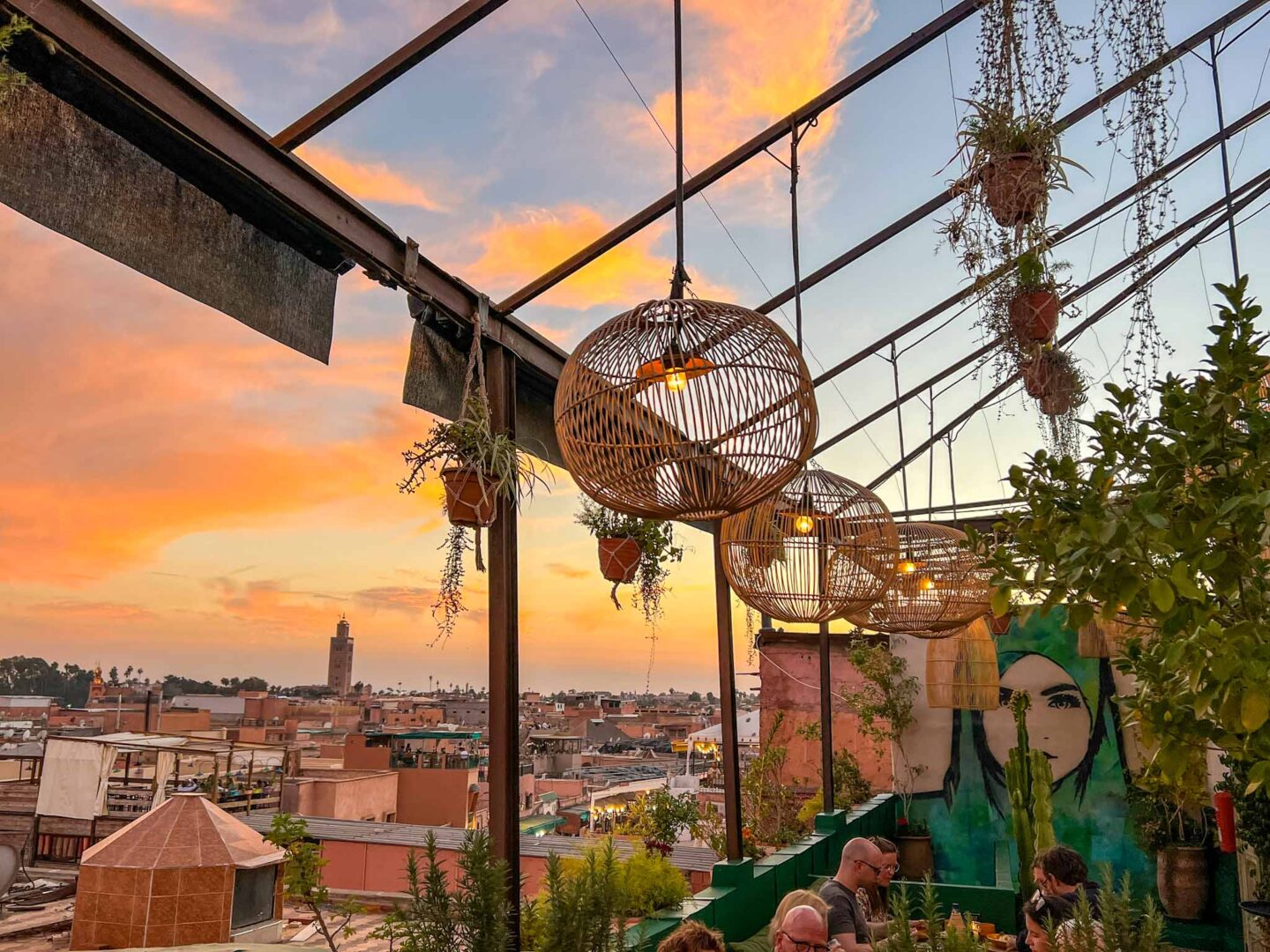 Best Restaurants in Marrakech, l'mida restaurant rooftop at sunset