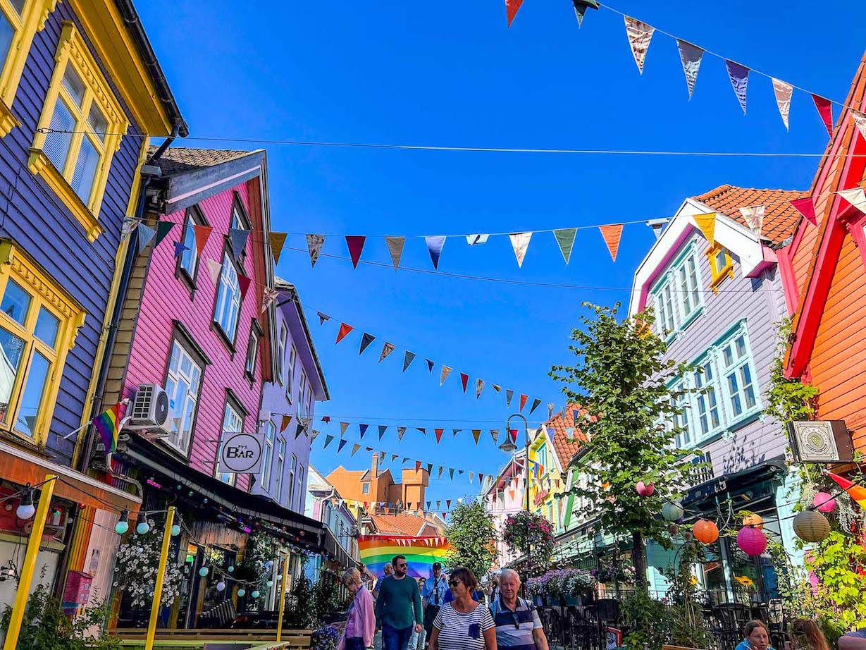 things to do in Stavanger, Ovre Holmegate Colourful street in Stavanger