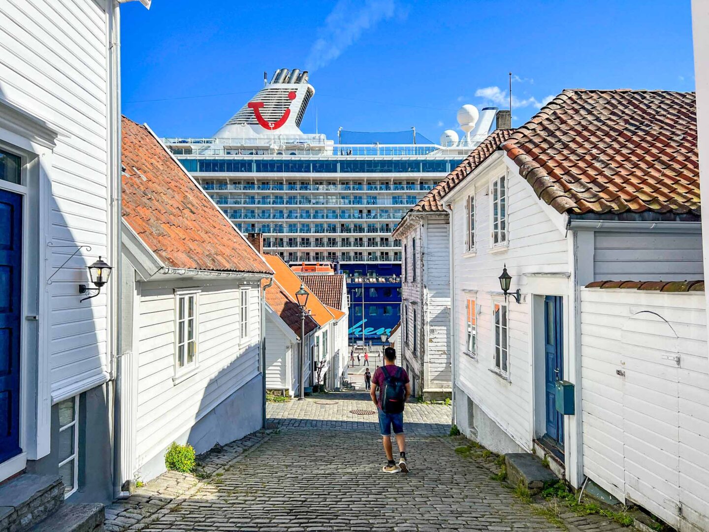 things to do in Stavanger, cruise ship by Gamle Stavanger