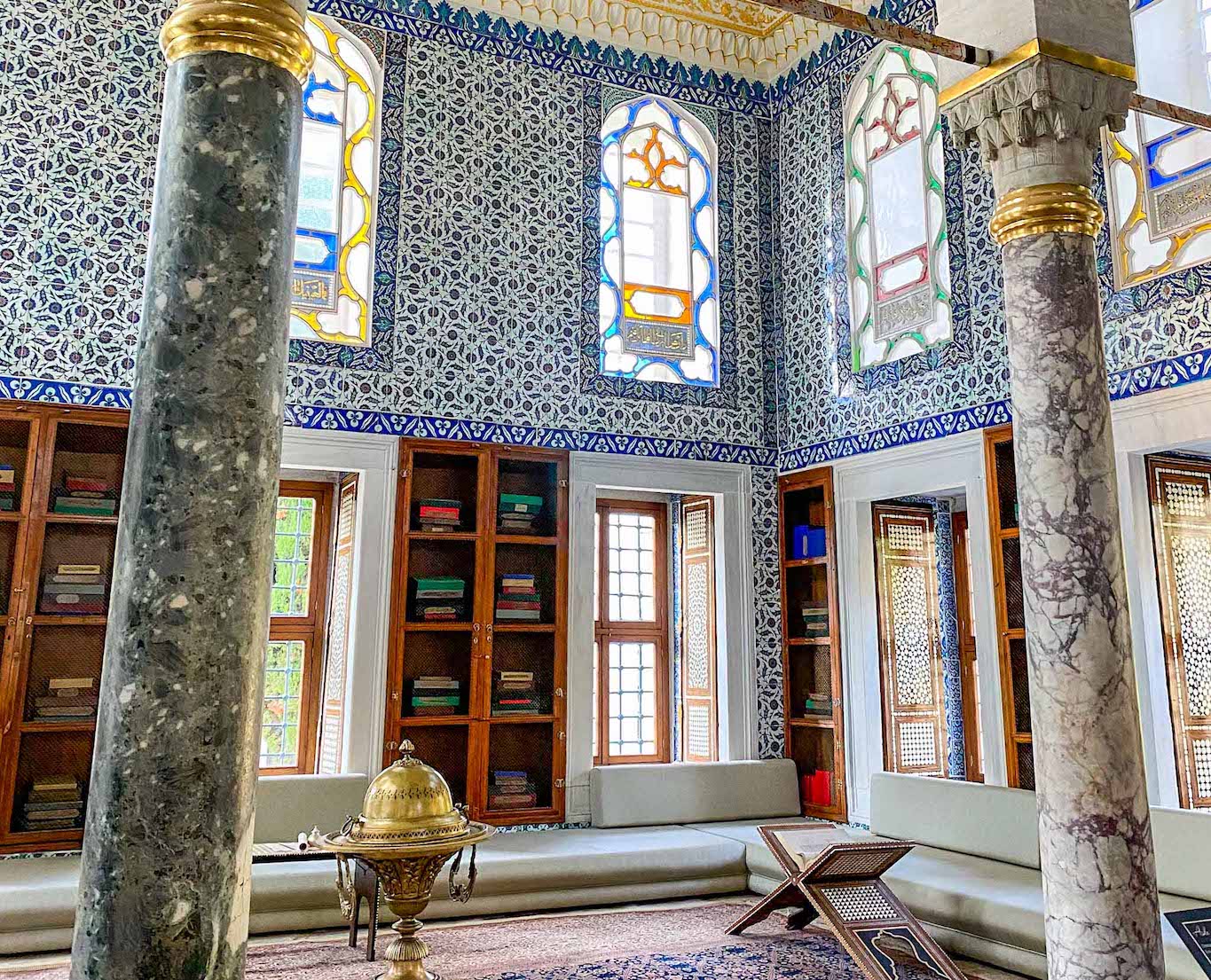 fancy room inside Topkapi Palace, Things to do in Istanbul