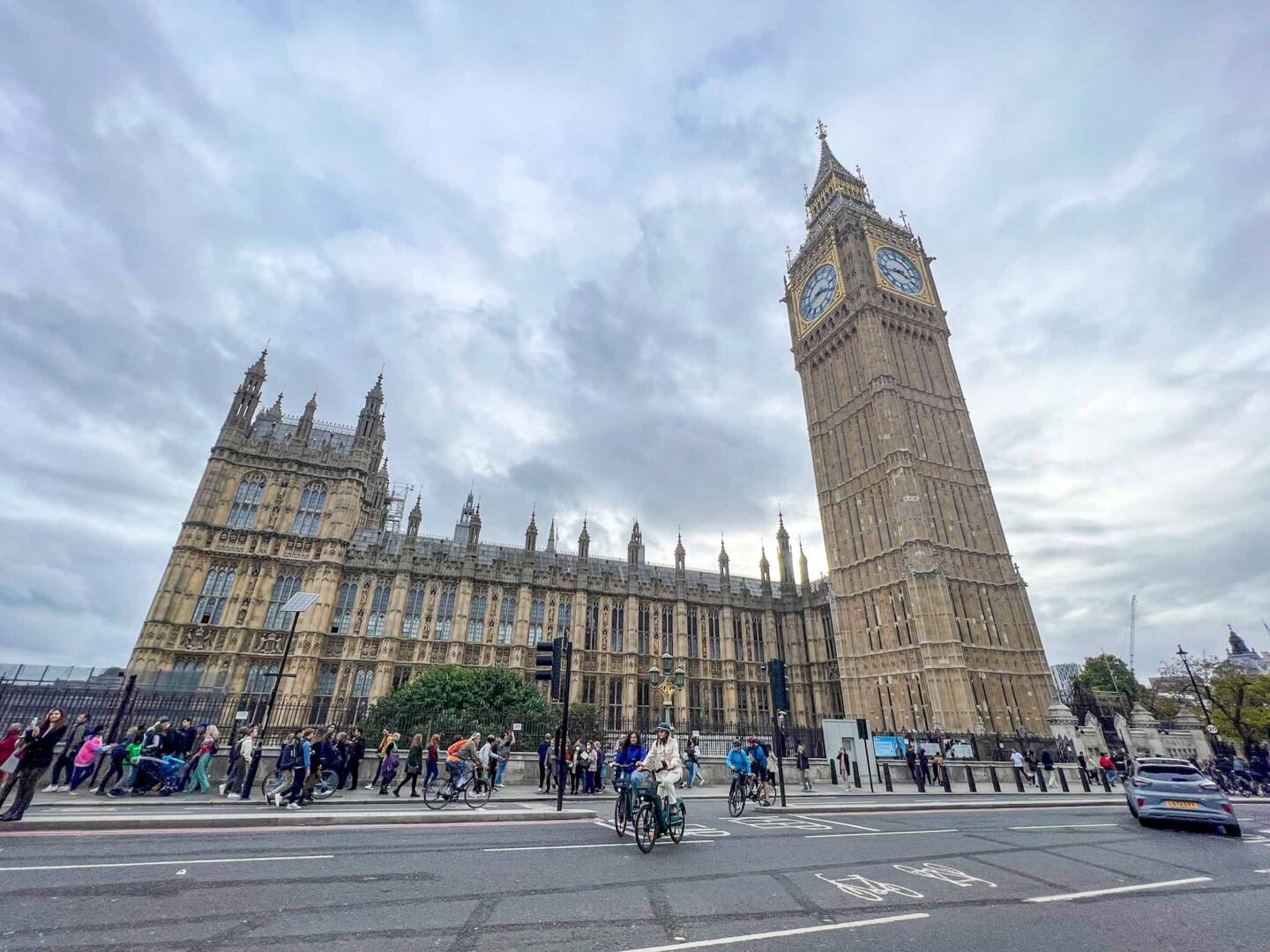 The Wandering Quinn Travel Blog Big Ben & Westminister from the side, London with kids, London with kids itinerary, 