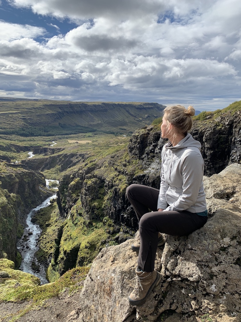 Iceland tour guide, 1 week women's iceland tour