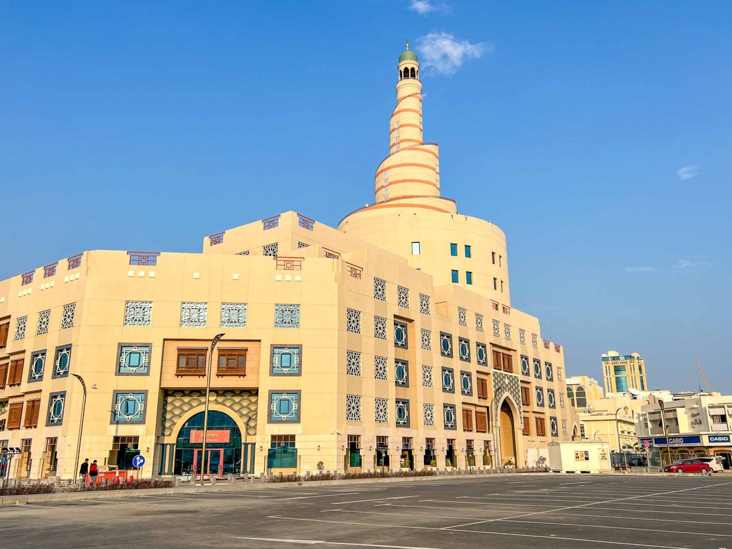 Abdullah Bin Zaid Al Mahmoud Islamic Cultural Center (Fanar Masjid) from the outside, Doha itinerary, Qatar itinerary