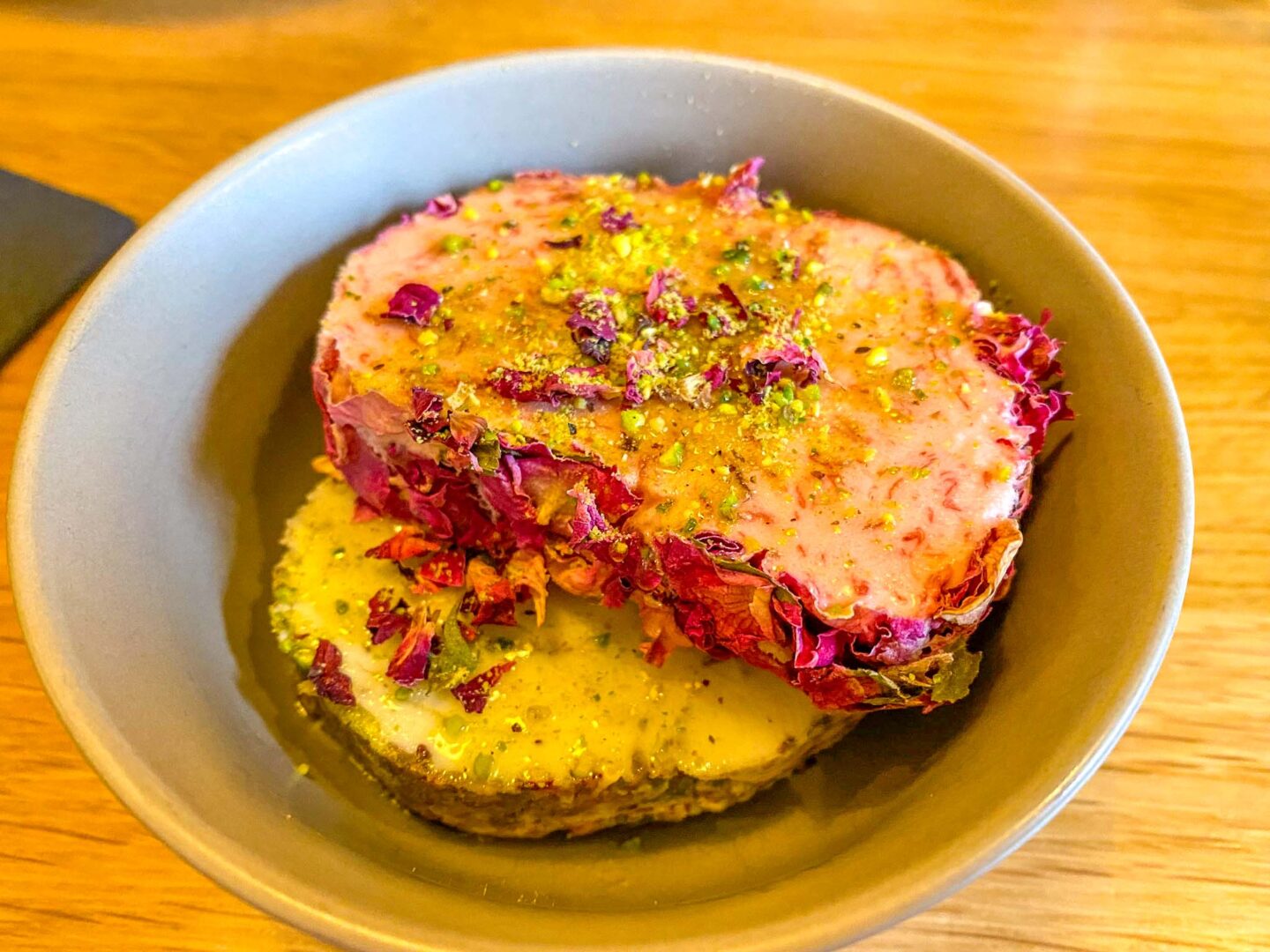 halal restaurants in manchester, Rose and Pistachio ice cream from Baity Palestinian kitchen