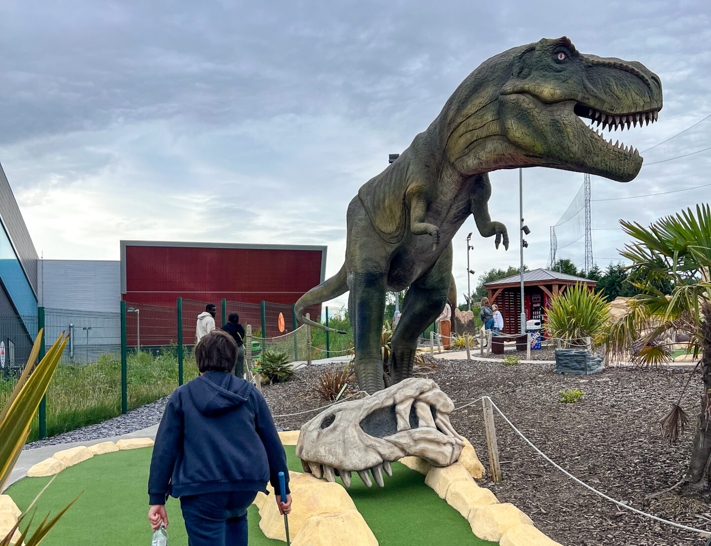 dino falls adventure golf in Trafford park