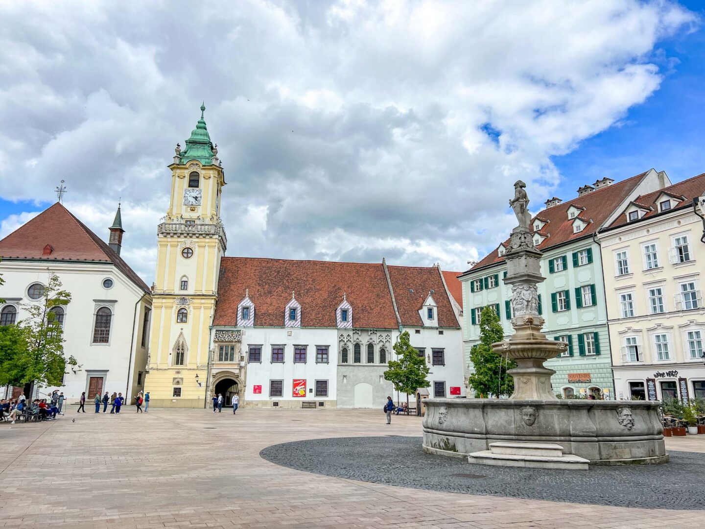 Things to do in Bratislava, town hall building and square