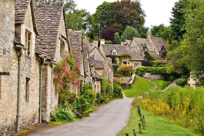 Best places to visit in the cotswolds, Bibury village