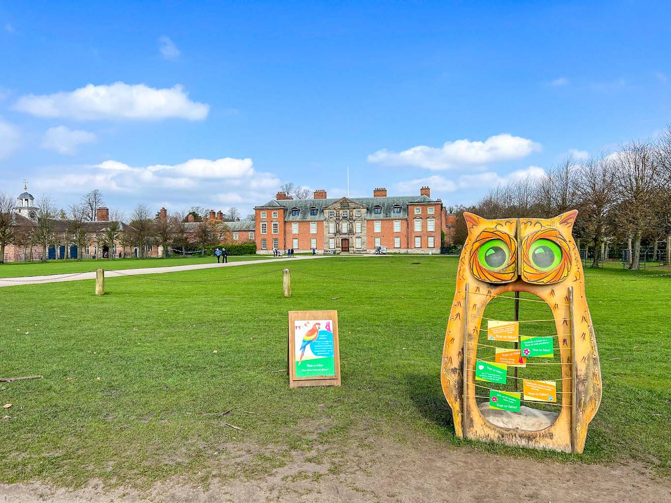 Things to do in Altrincham, Dunham Massey house and park