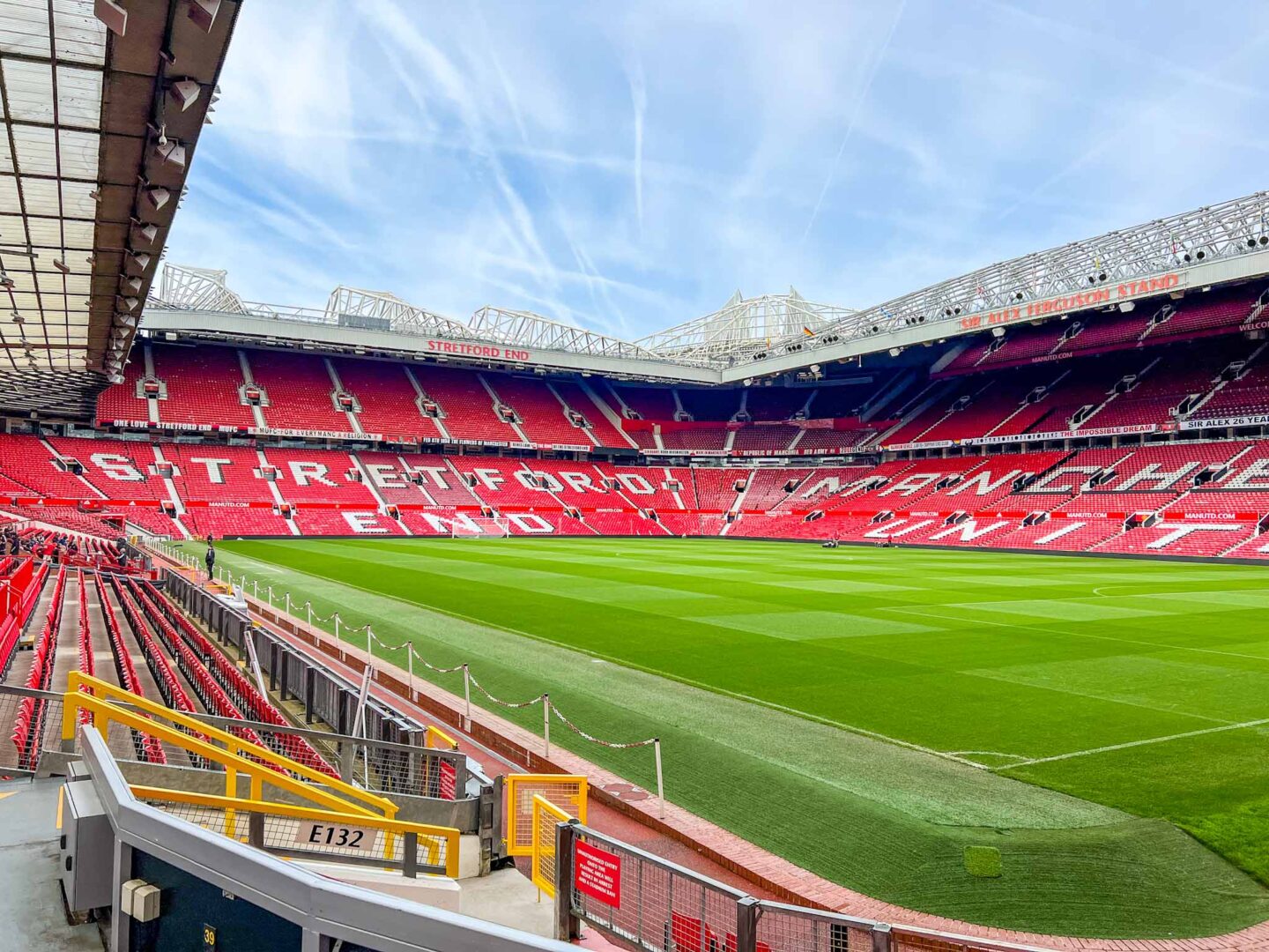 Things to do near Manchester Airport, Manchester United Stadium