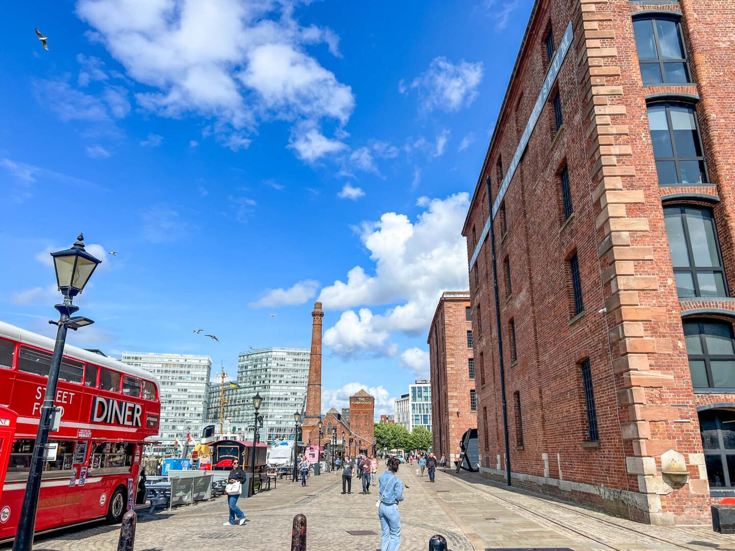 One day in Liverpool, Food trucks on the docks