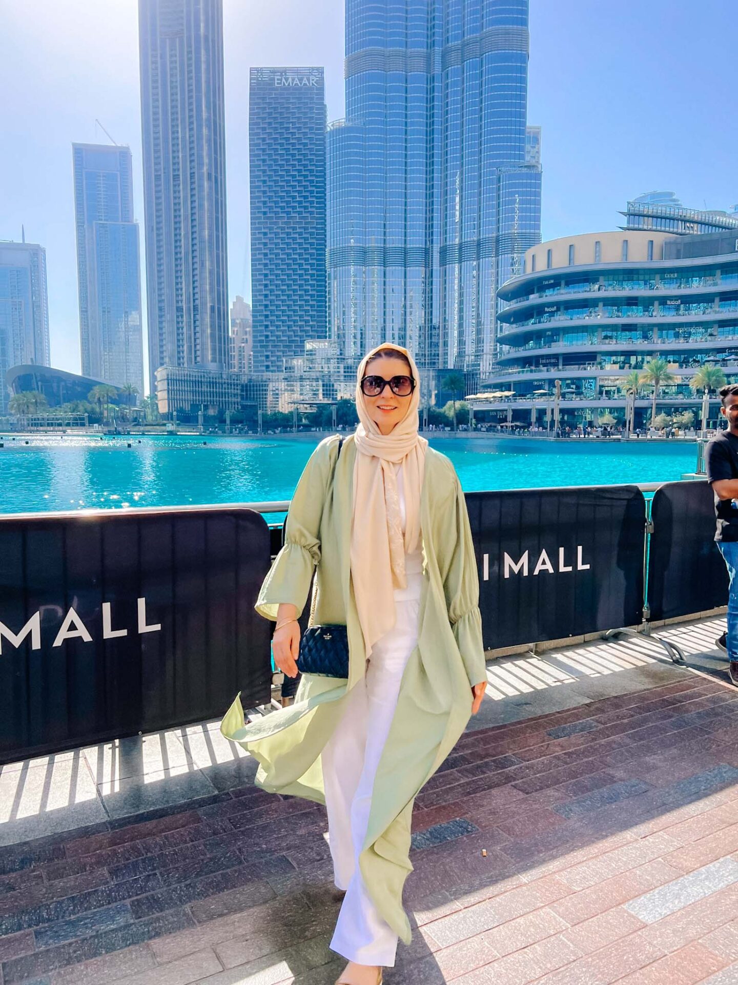 Ellie in abaya in Dubai, What to wear in Dubai,